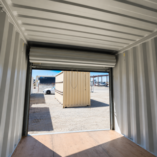 7’ Roll Up Door