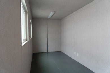 Stick-Framed, R13 Insulation, Vinyl-Wrapped Plywood Finish (45' High Cube)