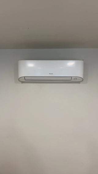 9,000 BTU AC Unit Mini Split